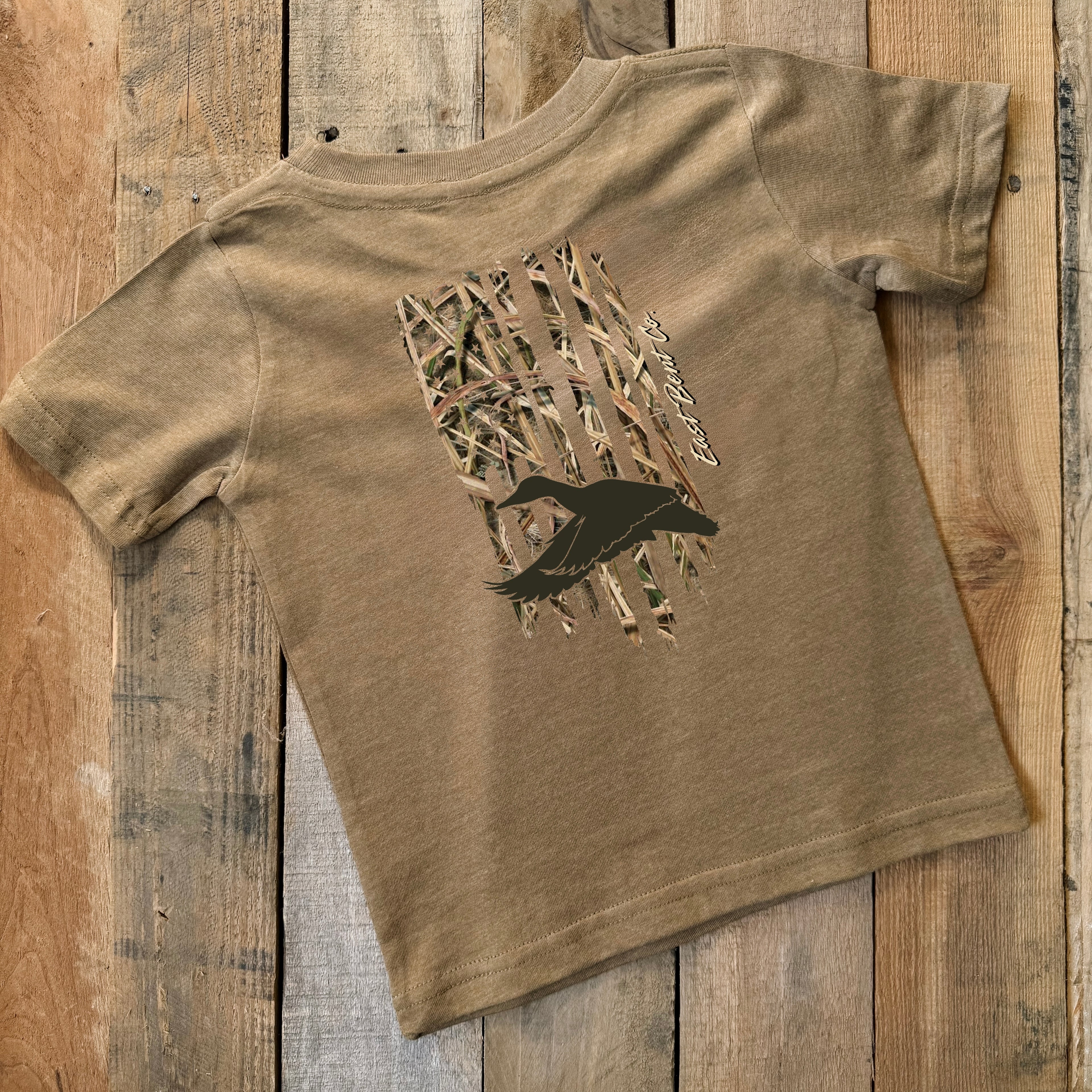 Camo Flying Duck Flag Short Sleeve Shirt