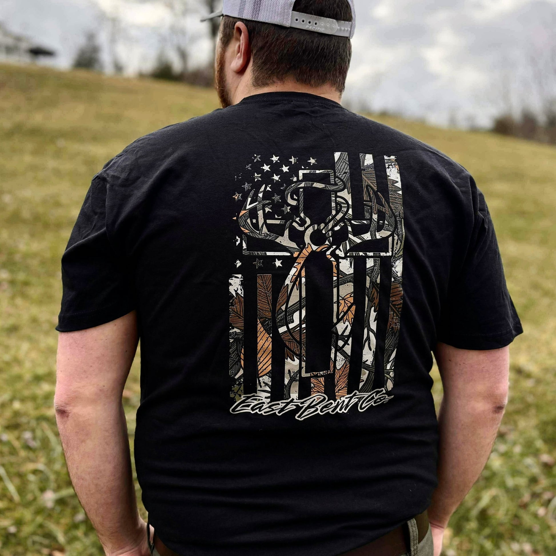 EBC Camo Distressed Hunting Cross Adult Short Sleeve Shirt