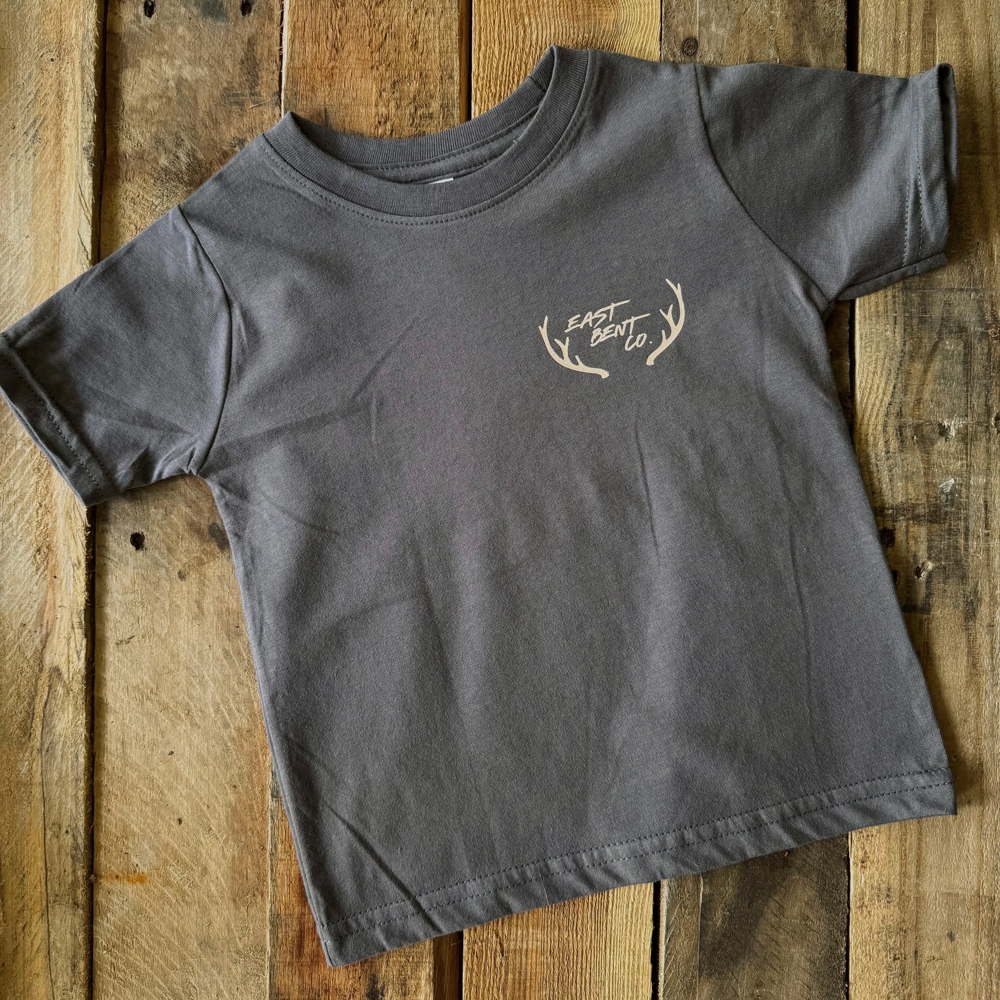 Black Lab Duck Hunting Short Sleeve Shirt