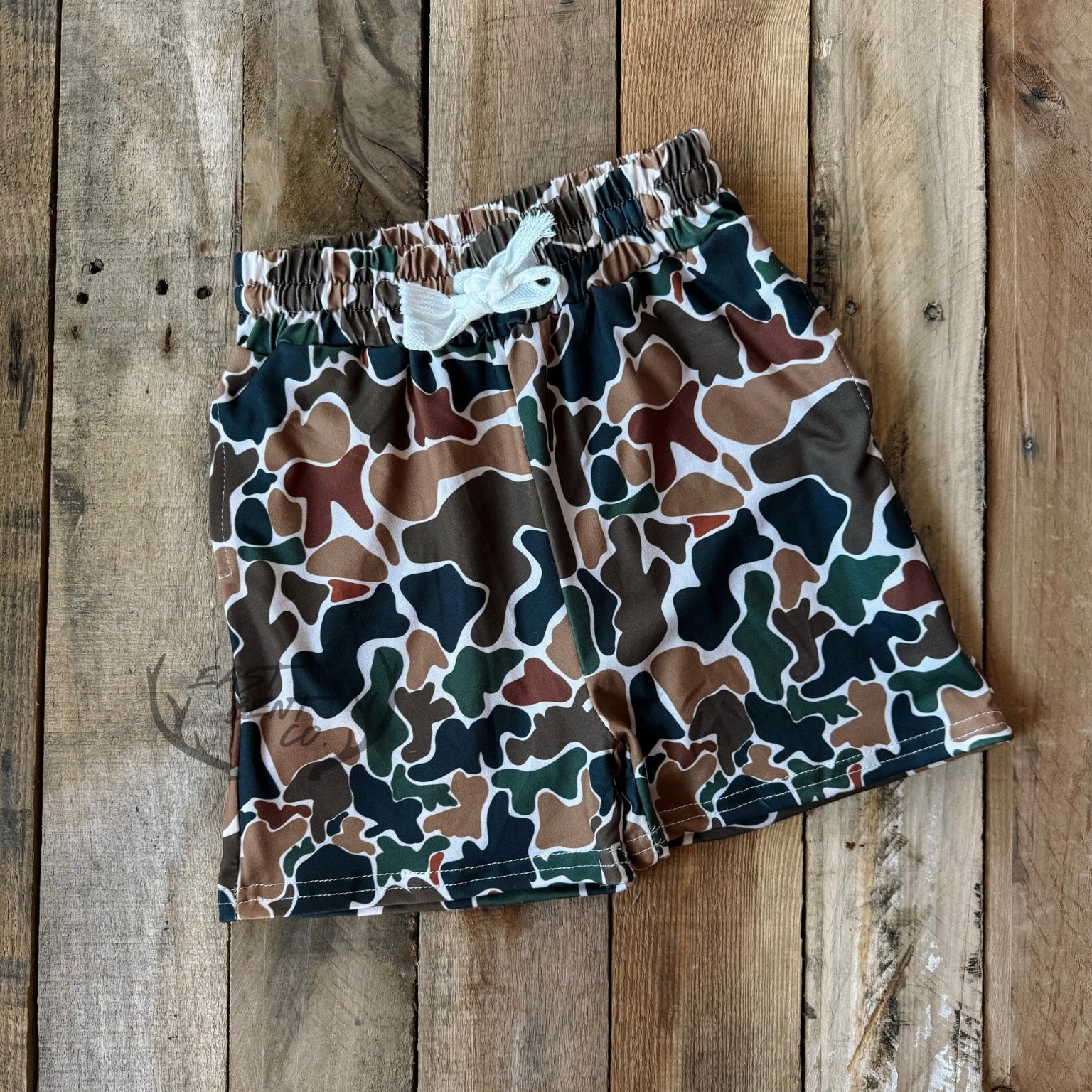 Colt Camo Kids Chillax Shorts