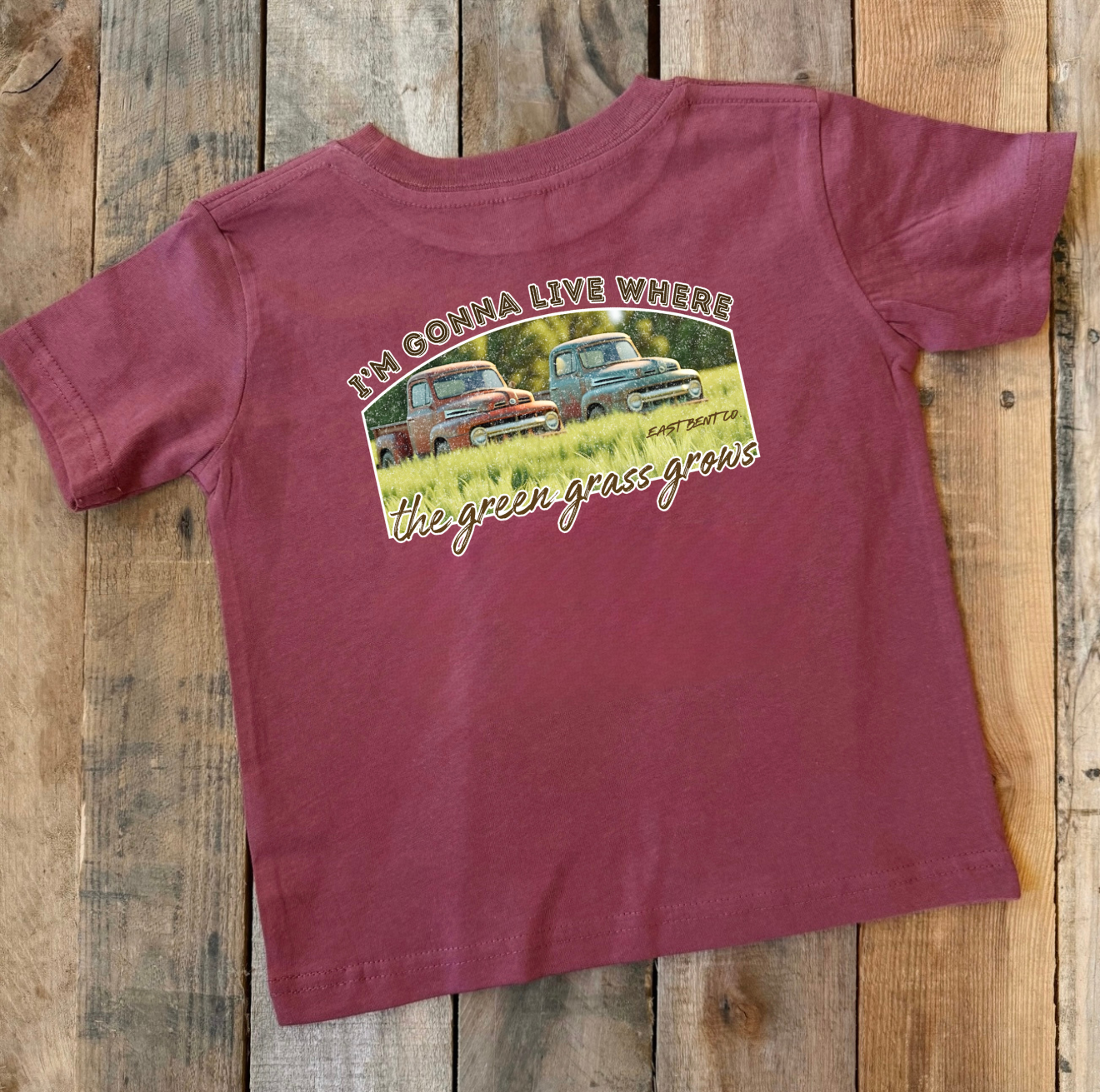 Where The Green Grass Grows Short Sleeve Shirt